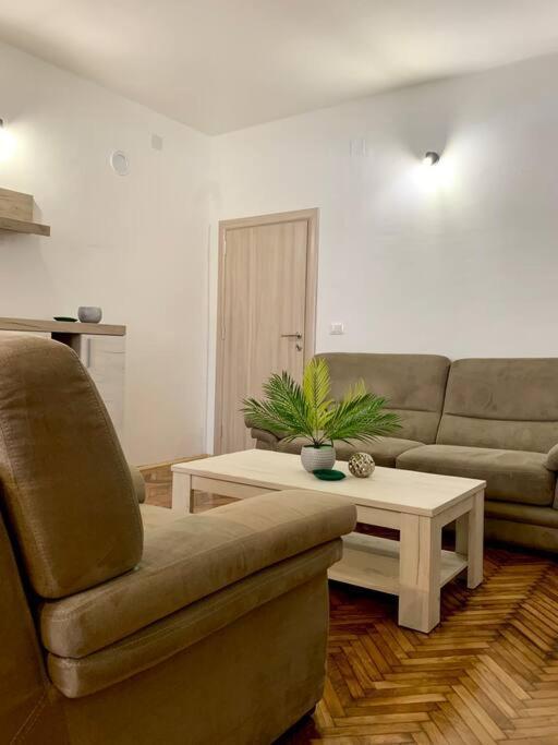 Central City Apartment สโกเปีย ภายนอก รูปภาพ