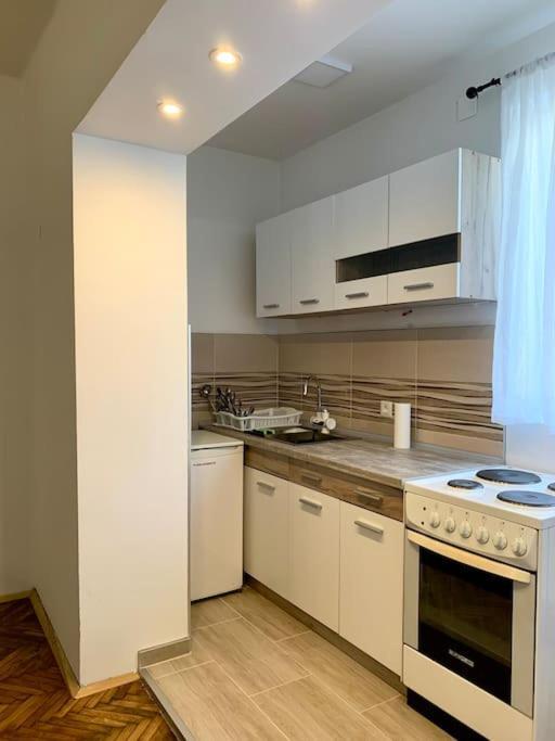 Central City Apartment สโกเปีย ภายนอก รูปภาพ
